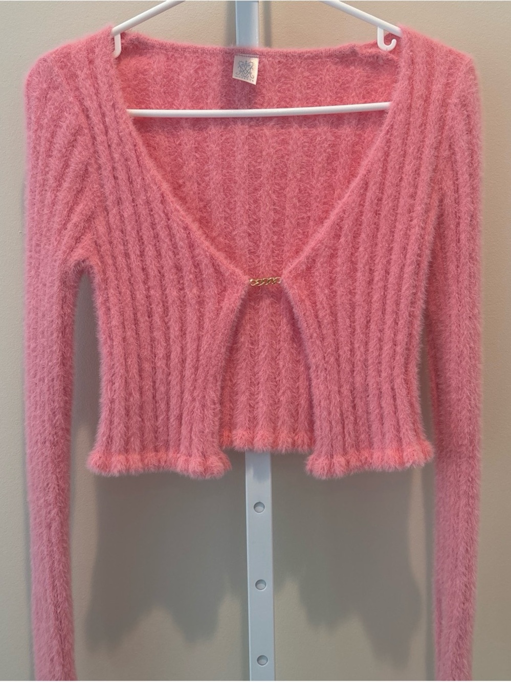 Musette Vintage Pink Fuzzy Rib-Knit Cropped Cardigan with Gold Chain